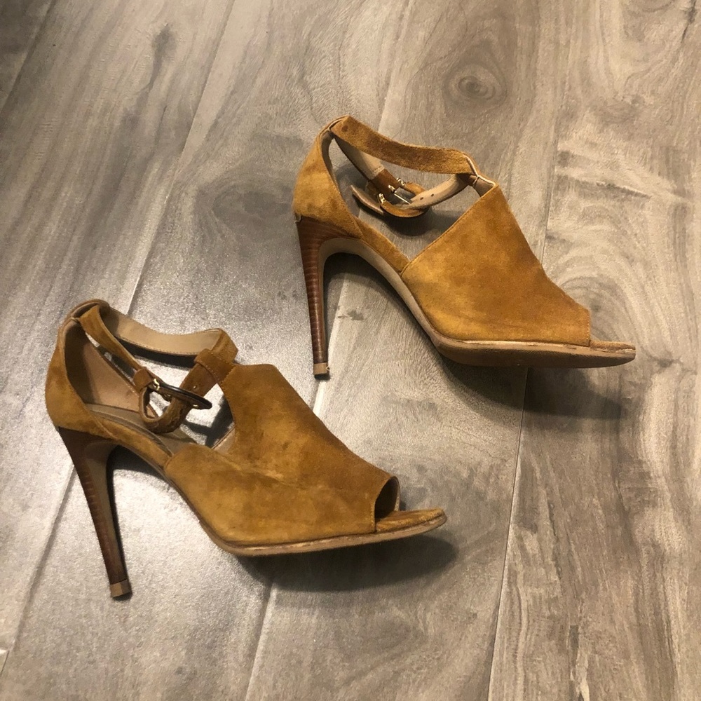 Authentic Burberry high heels